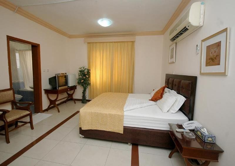 Diamond 1 Hotel Doha Bagian luar foto